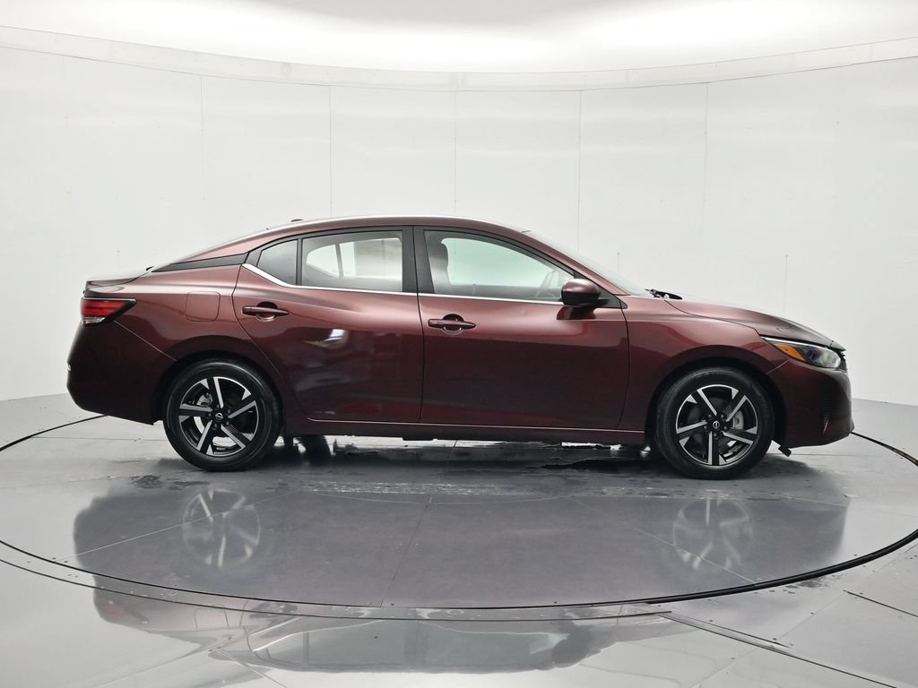 Used 2024 Nissan Sentra SV FWD image 4