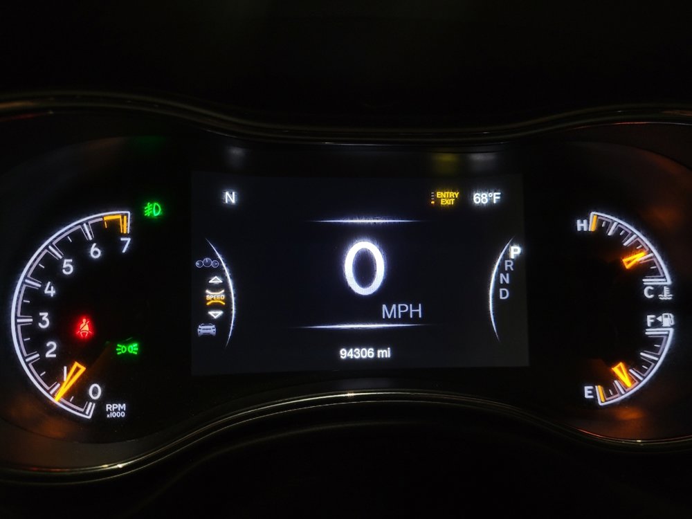 Used 2018 Jeep Grand Cherokee Overland image 23