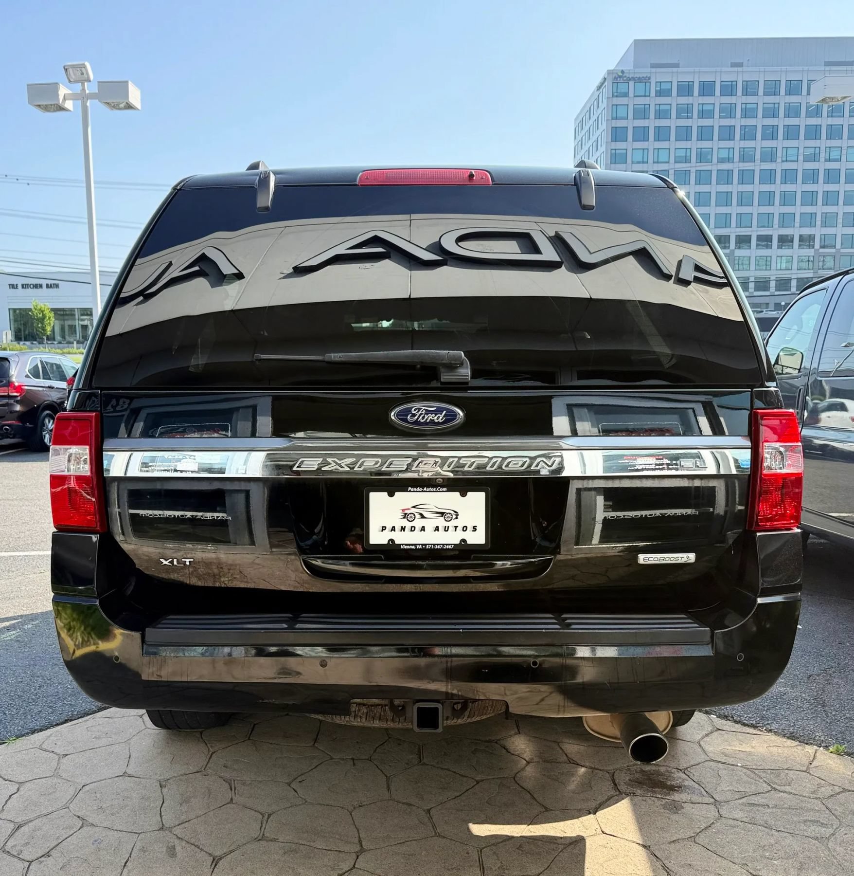 Used 2016 Ford Expedition EL XLT w/ Equipment Group 201A AWD/4WD image 6