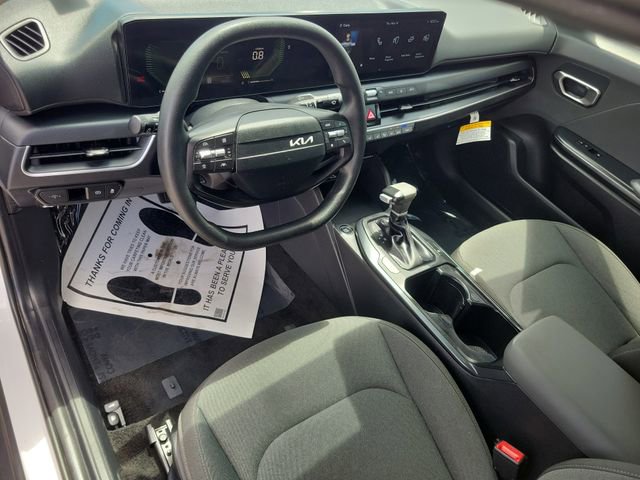 Used 2025 Kia K4 FWD image 15