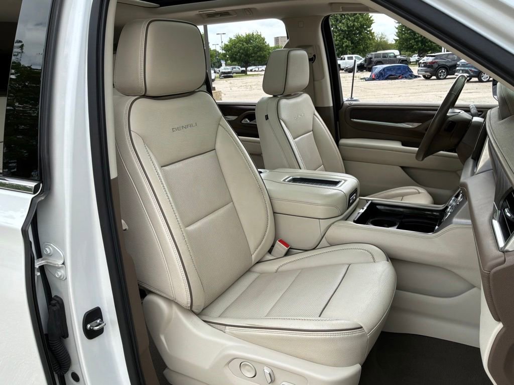 Used 2022 GMC Yukon Denali AWD/4WD image 35