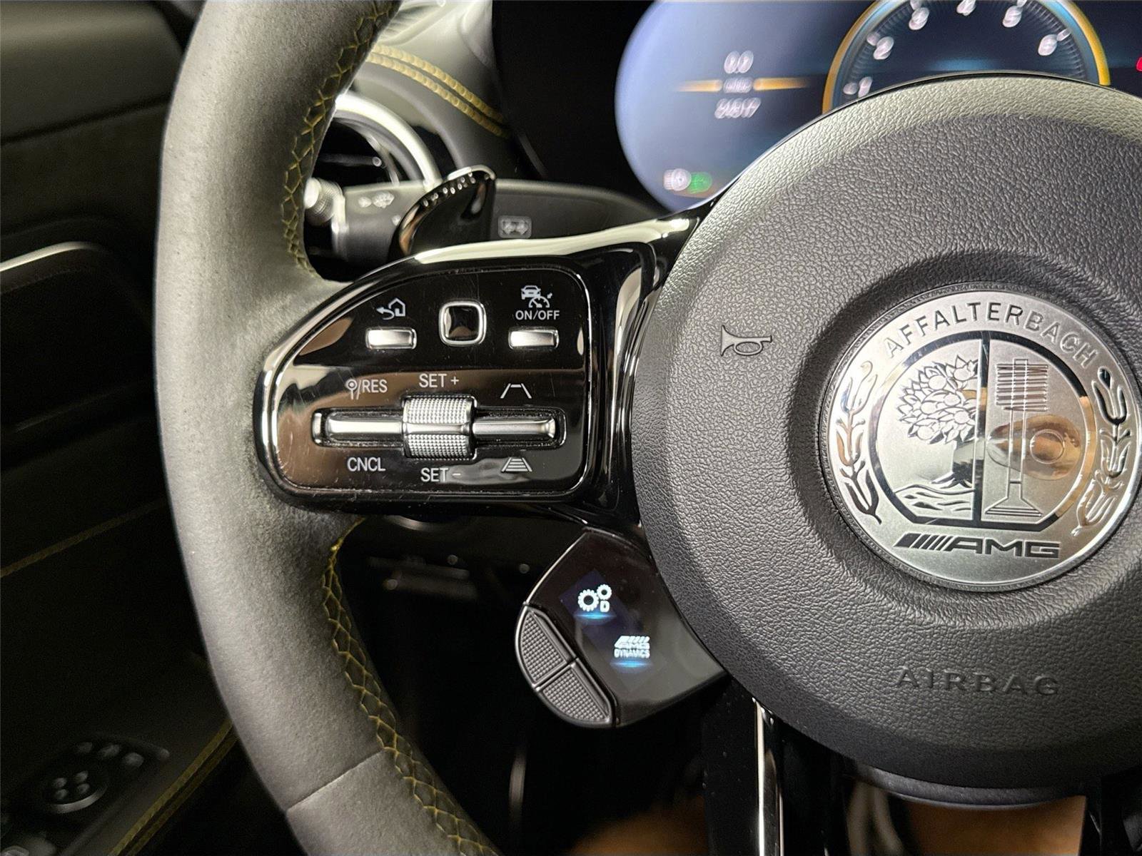 Used 2020 Mercedes-Benz AMG GT R image 24