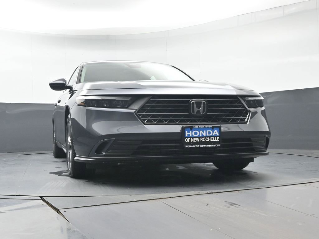 Certified 2023 Honda Accord EX image 37