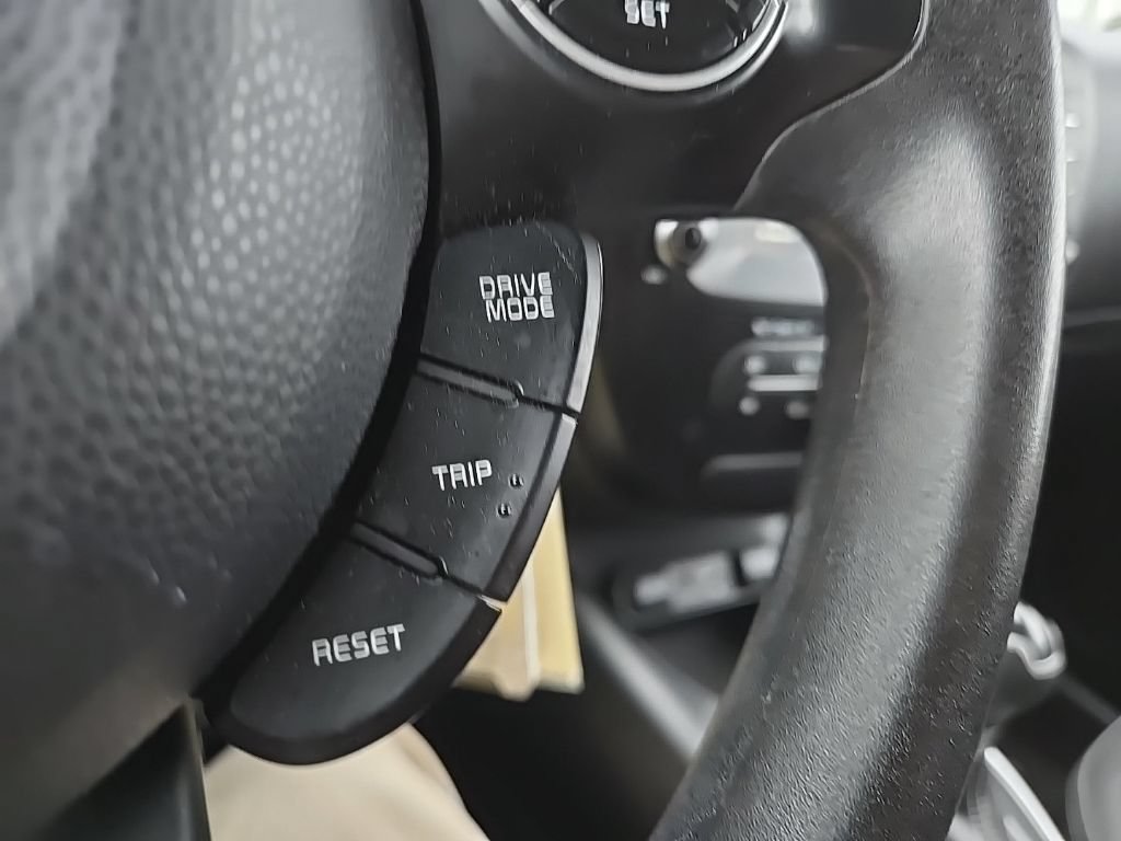 Used 2018 Kia Soul + FWD image 15