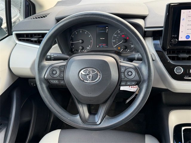 Used 2023 Toyota Corolla LE image 11