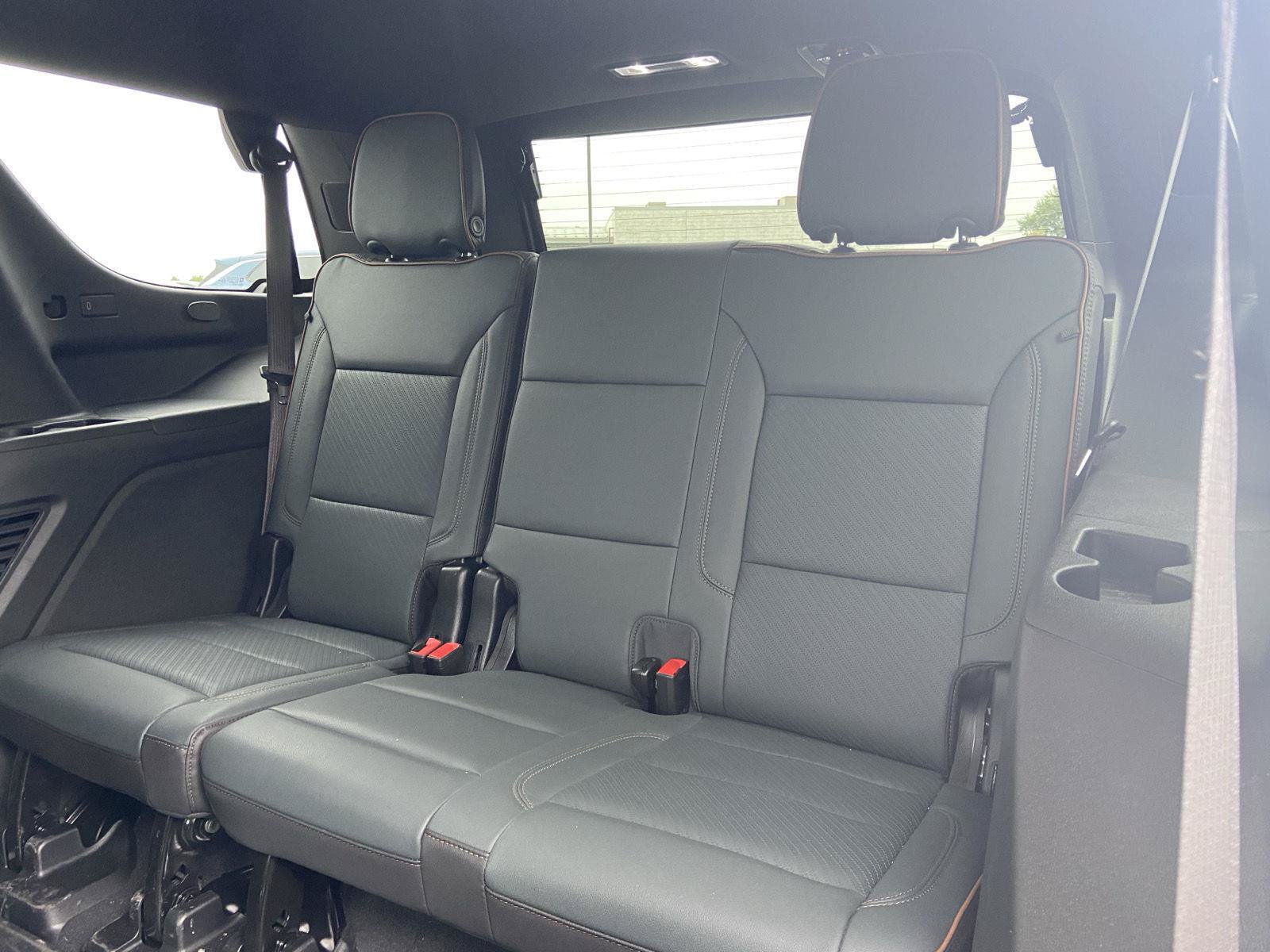 Used 2026 GMC Yukon AT4 w/ LPO, Floor Liner Package AWD/4WD image 21