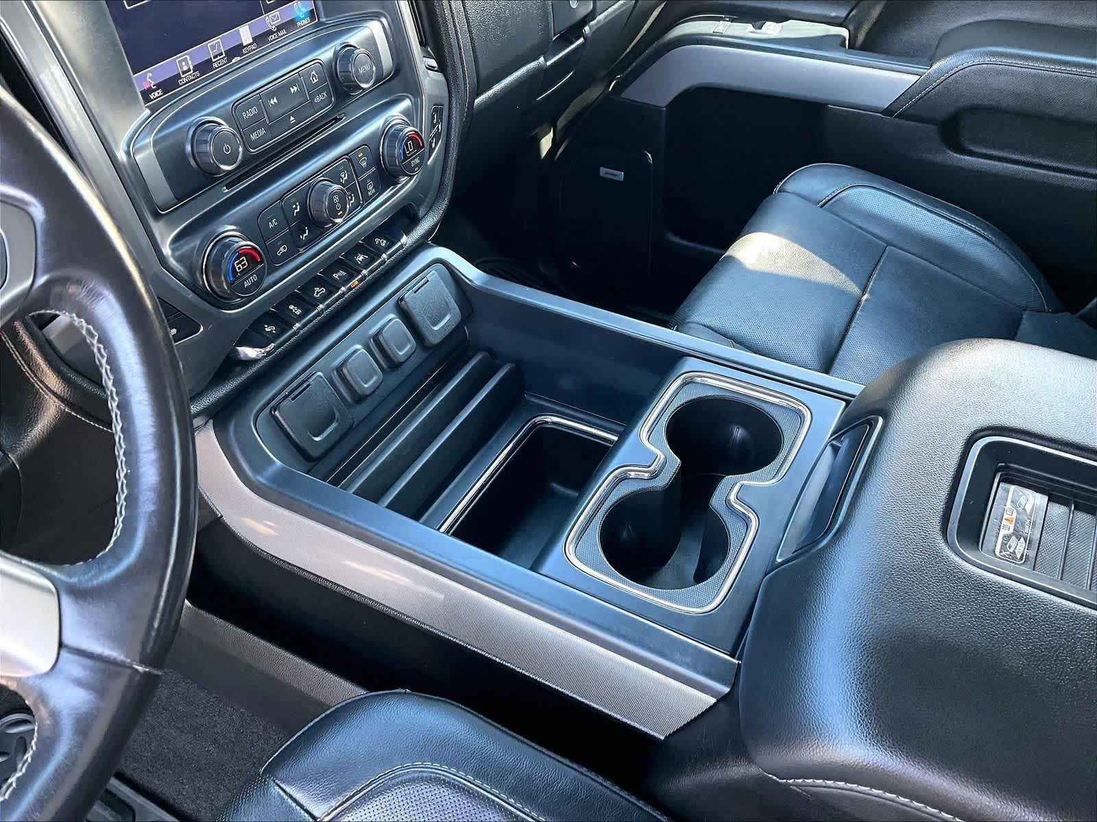 Used 2018 Chevrolet Silverado 1500 LTZ Z71 w/ LTZ Plus Package AWD/4WD image 20