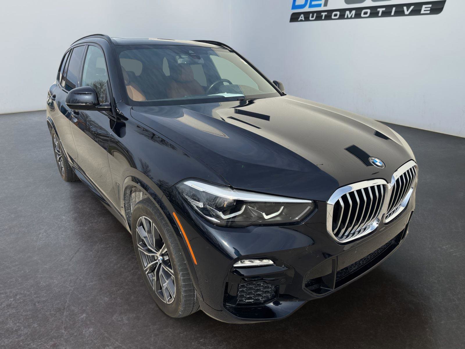 Used 2019 BMW X5 xDrive40i w/ M Sport Package image 11