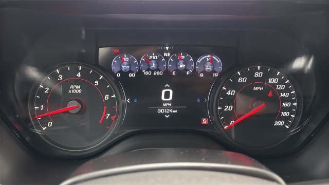 Used 2021 Chevrolet Camaro SS RWD image 11