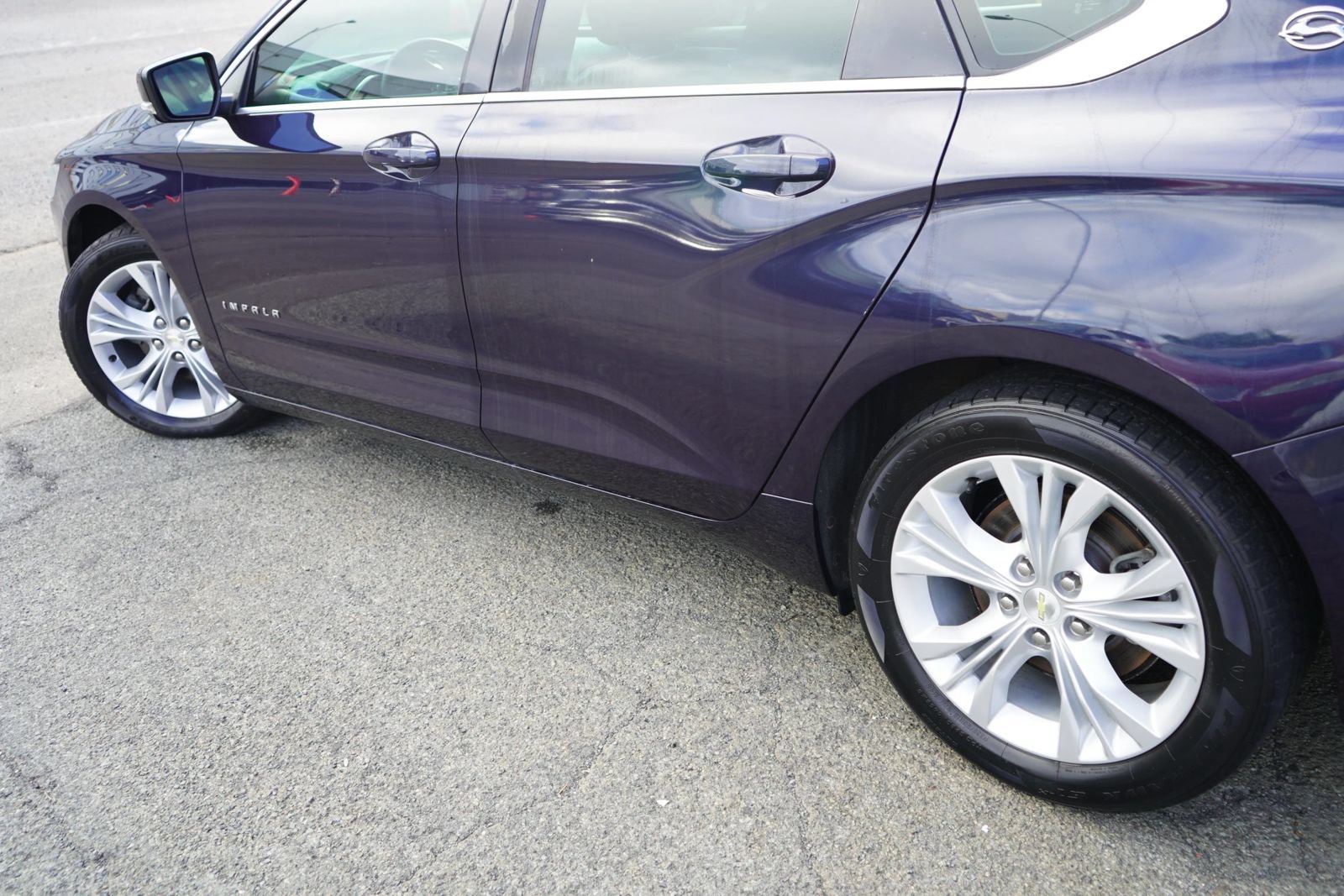 Used 2015 Chevrolet Impala LT w/ Convenience Package FWD image 6