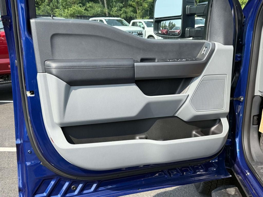 New 2026 Ford F350 XLT AWD/4WD image 9