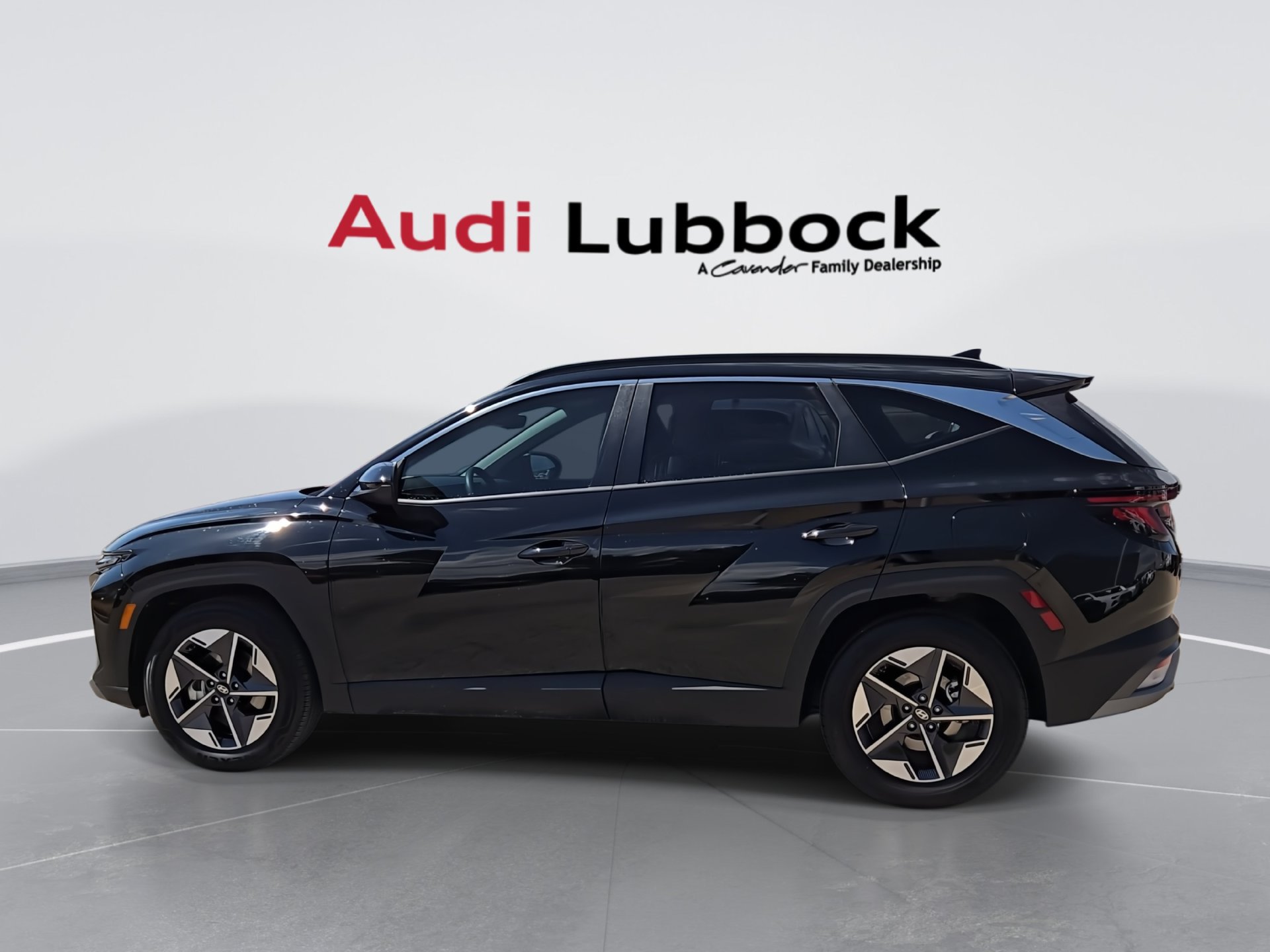 Used 2025 Hyundai Tucson SEL FWD image 6
