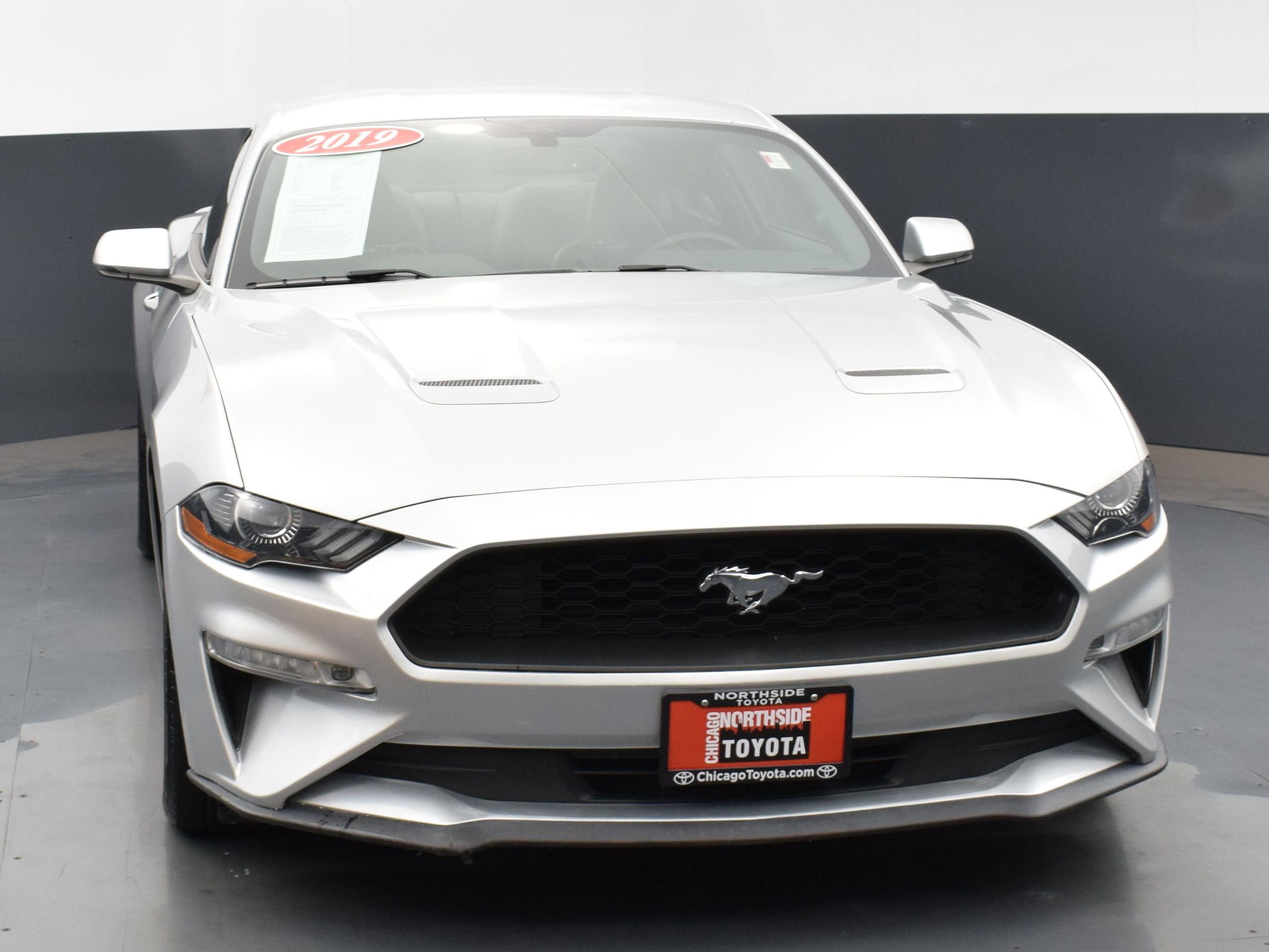 Used 2019 Ford Mustang Premium image 7