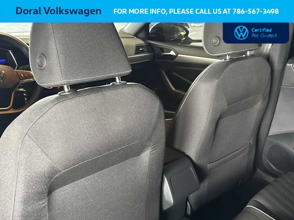 Used 2024 Volkswagen Jetta Sport FWD image 23