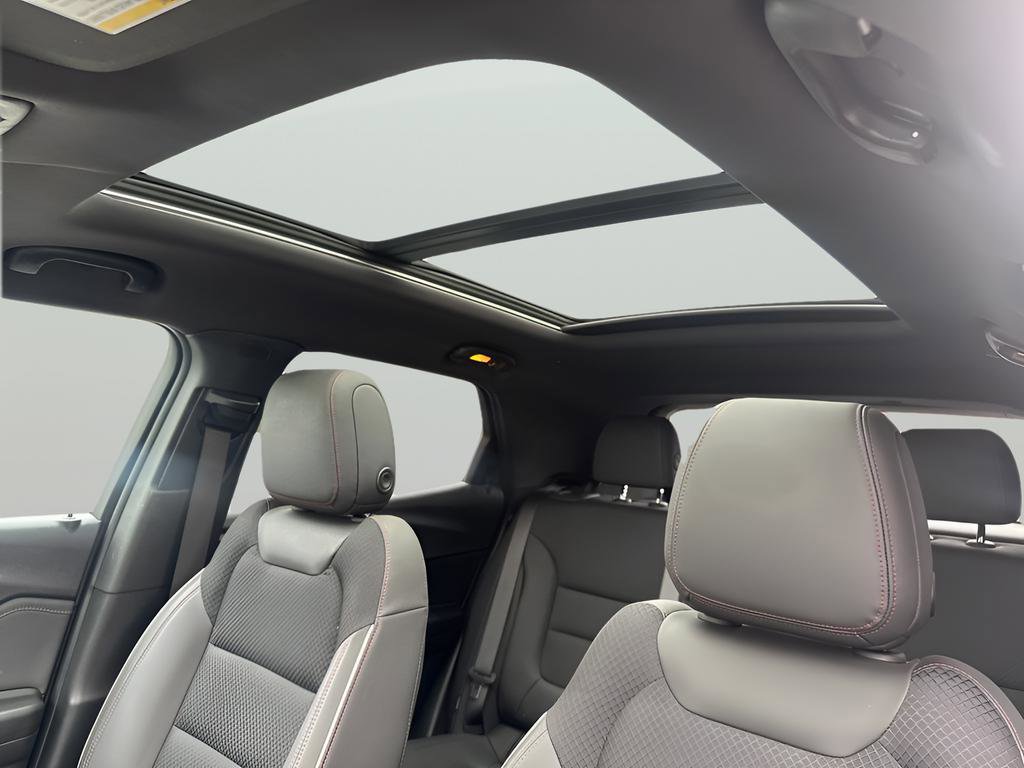 Used 2023 Chevrolet TrailBlazer RS w/ Sun and Liftgate Package image 23