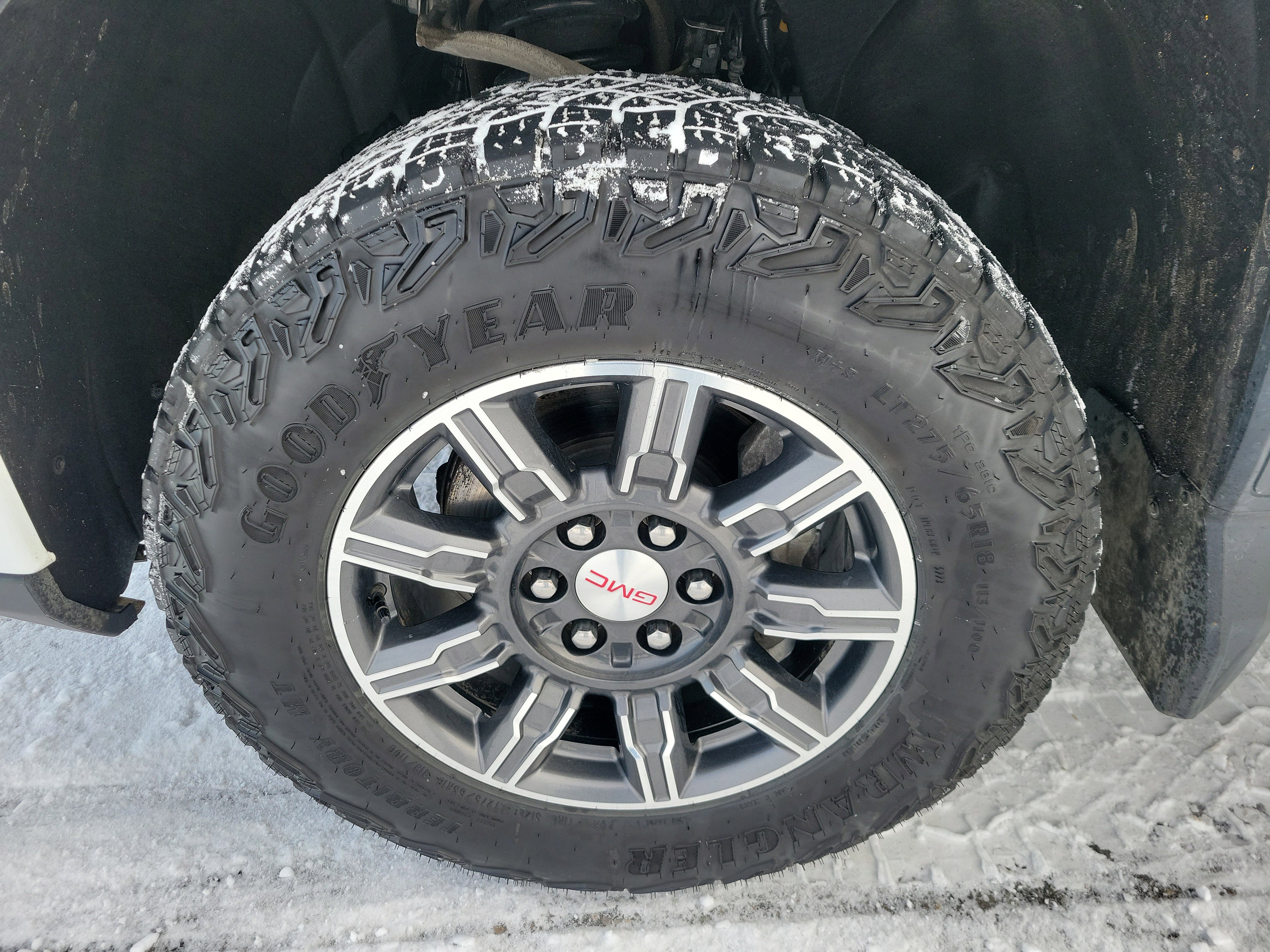 Used 2024 GMC Sierra 1500 AT4 w/ Technology Package image 12