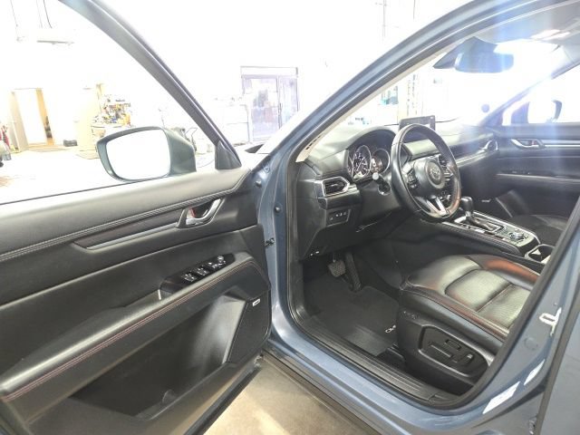 Used 2025 MAZDA CX-5 Carbon Edition AWD/4WD image 9