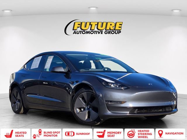 Used 2023 Tesla Model 3 Standard Range image 1