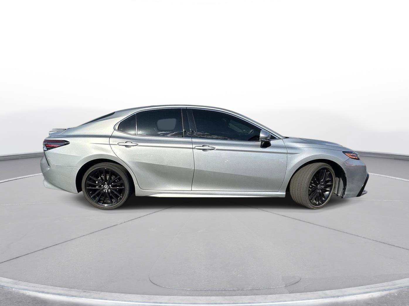 Used 2024 Toyota Camry XSE w/ Driver Assist Package image 5