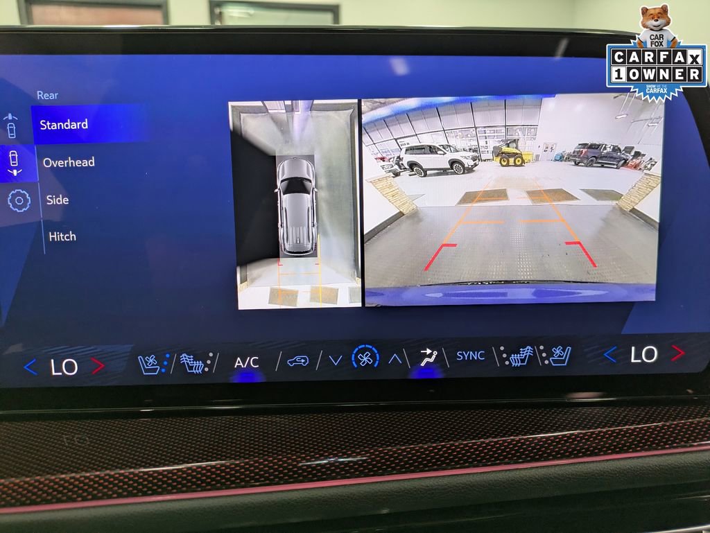 Used 2025 Chevrolet Traverse RS AWD/4WD image 13