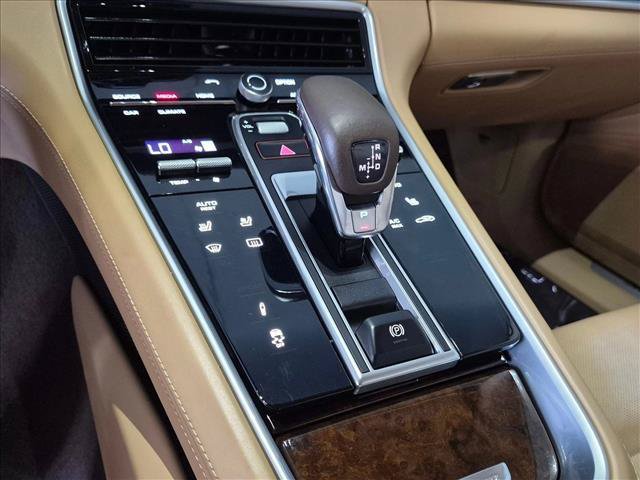 Used 2018 Porsche Panamera 4S AWD/4WD image 14