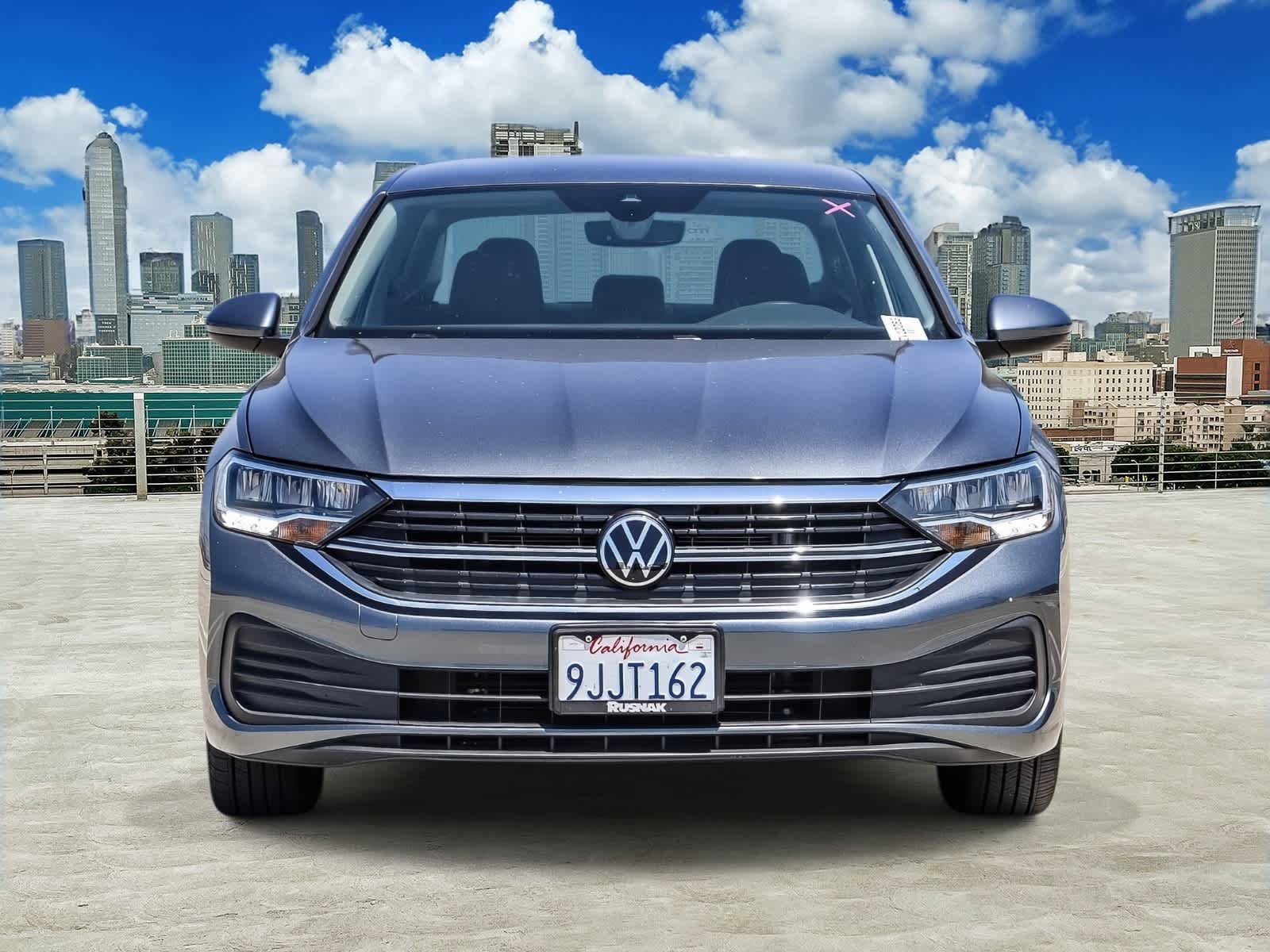 Certified 2023 Volkswagen Jetta SE FWD image 2