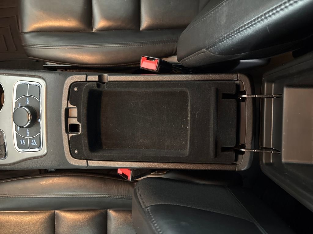 Used 2022 Jeep Grand Cherokee Limited w/ Tech Group image 26