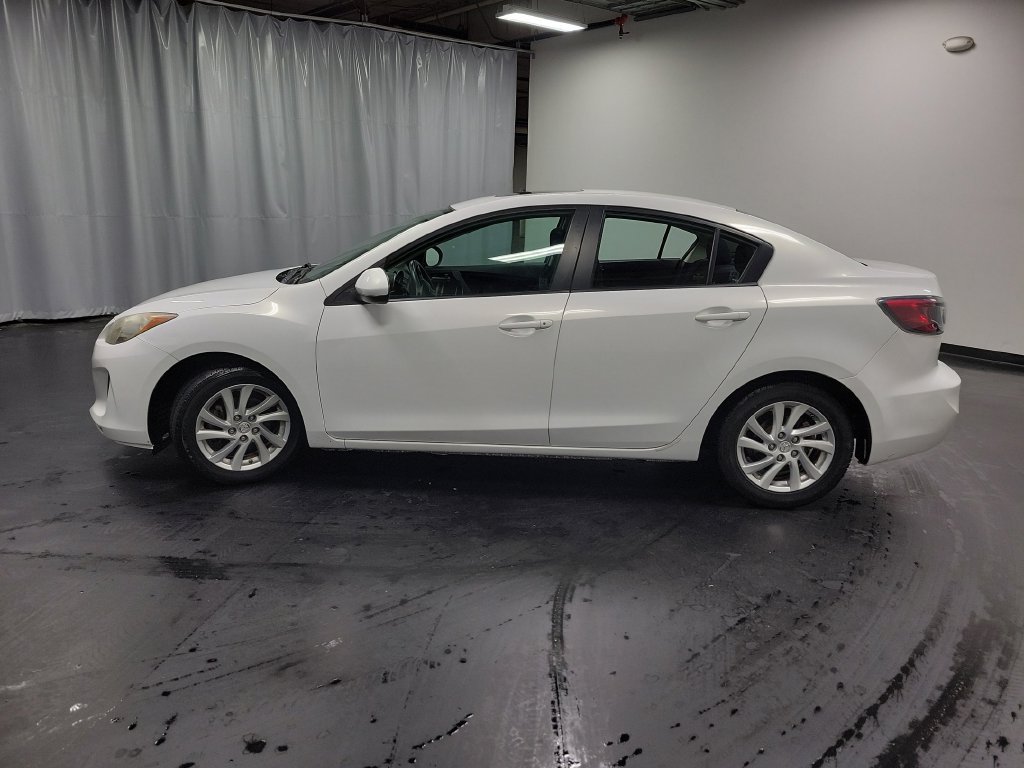Used 2012 MAZDA MAZDA3 i Touring FWD image 6