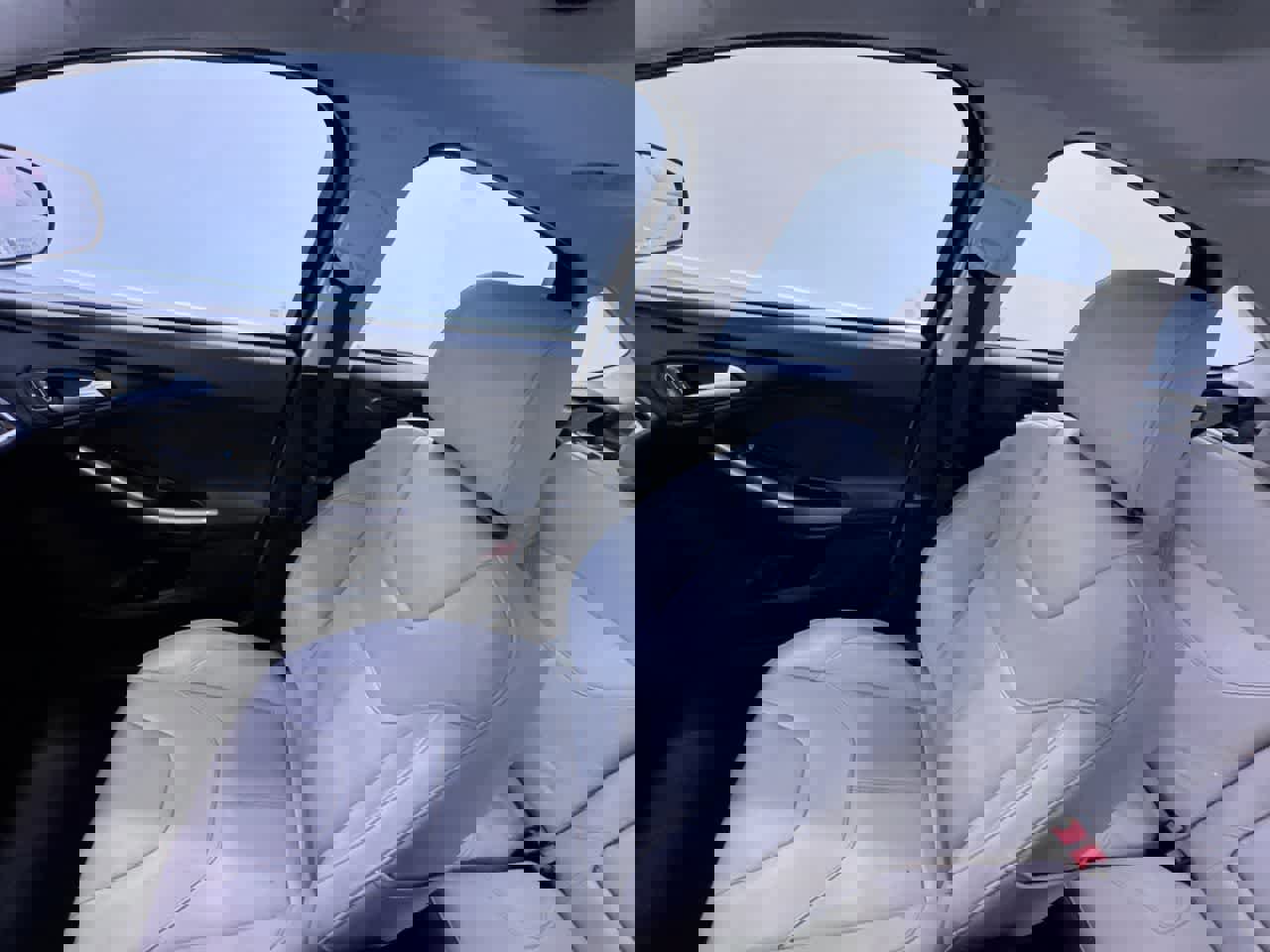 Used 2016 Ford Focus Titanium image 34