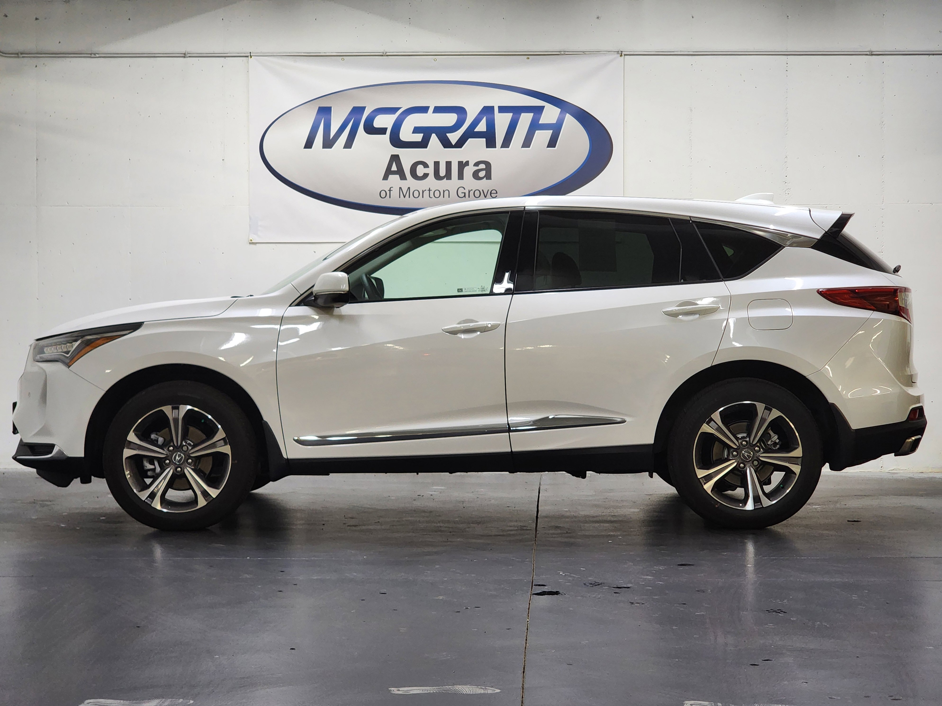 Used 2025 Acura RDX SH-AWD w/ Technology Package image 9