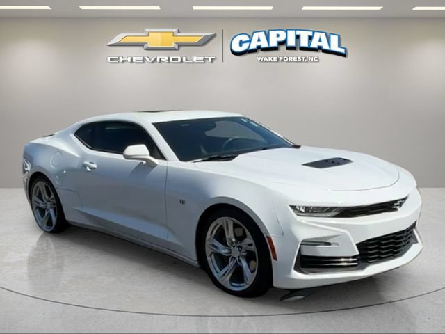 Used 2021 Chevrolet Camaro SS RWD image 7