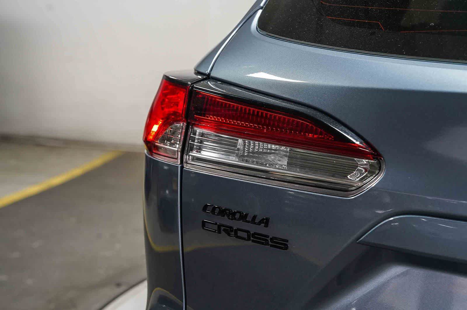 Certified 2024 Toyota Corolla Cross AWD Hybrid image 12