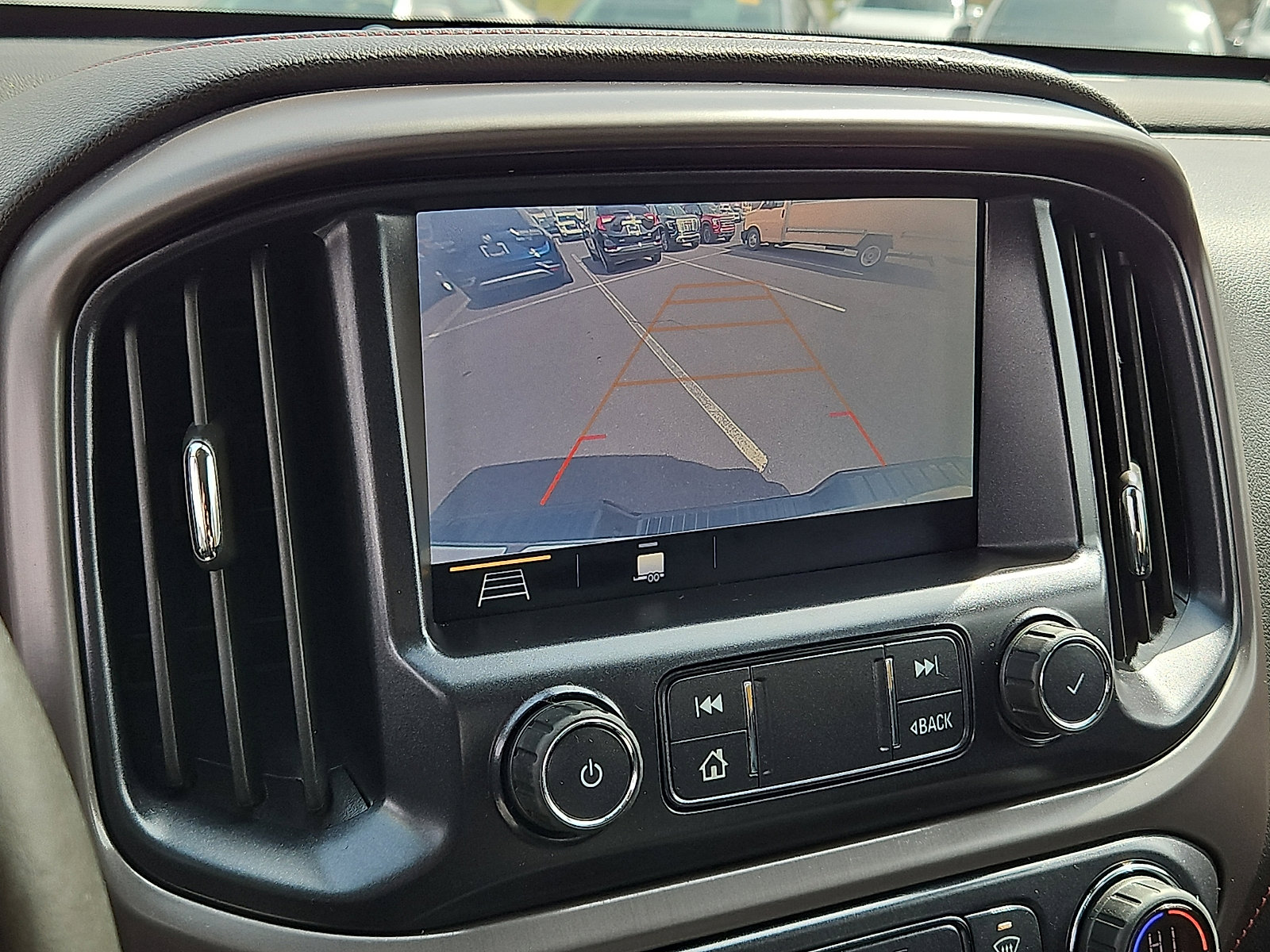 Used 2019 GMC Canyon All Terrain w/ All Terrain X Package image 17