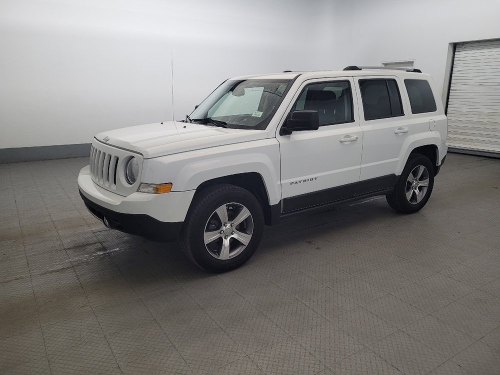 Used 2017 Jeep Patriot High Altitude AWD/4WD image 2