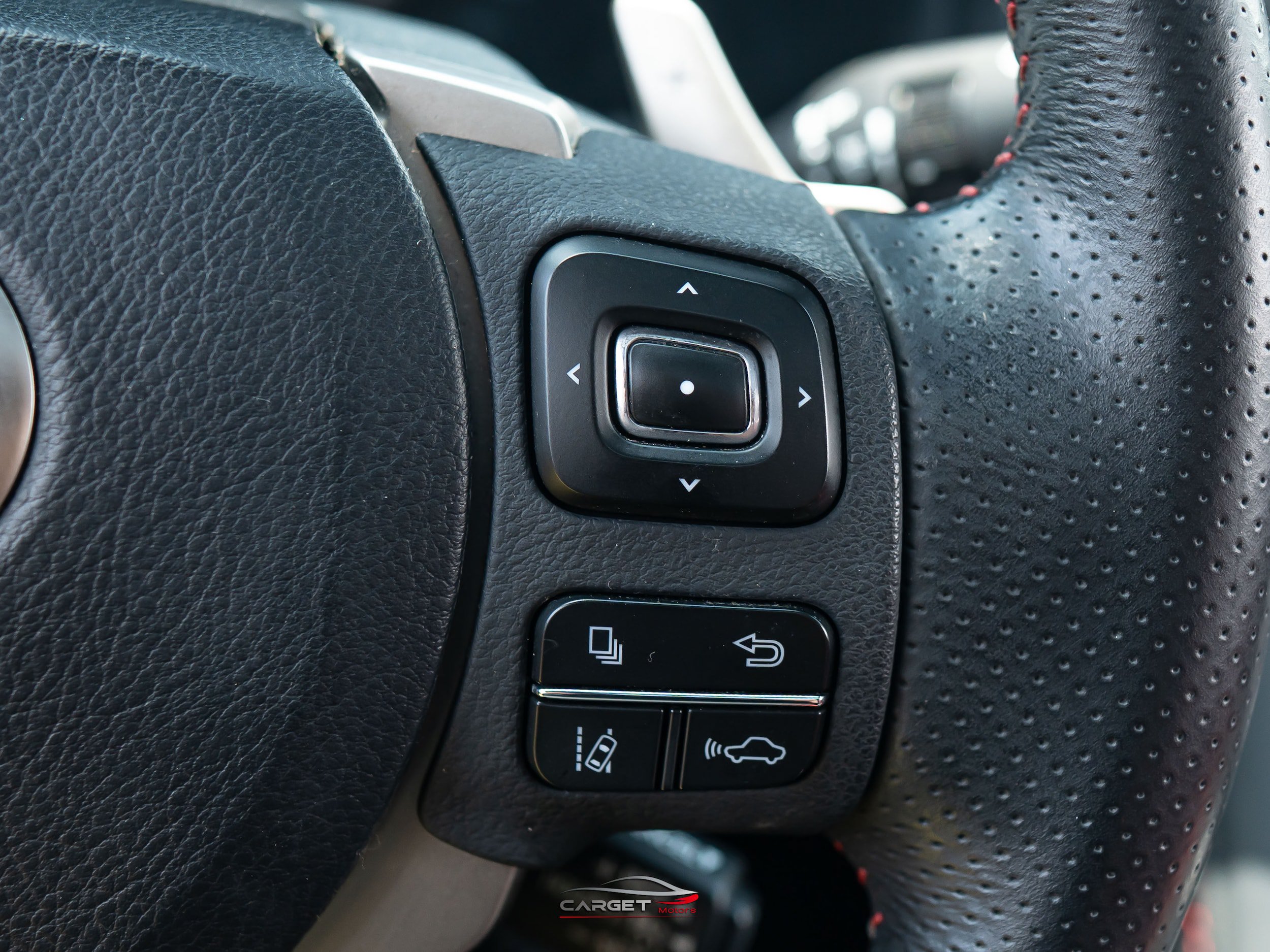 Used 2019 Lexus IS 300 F Sport w/ F Sport Package RWD image 24