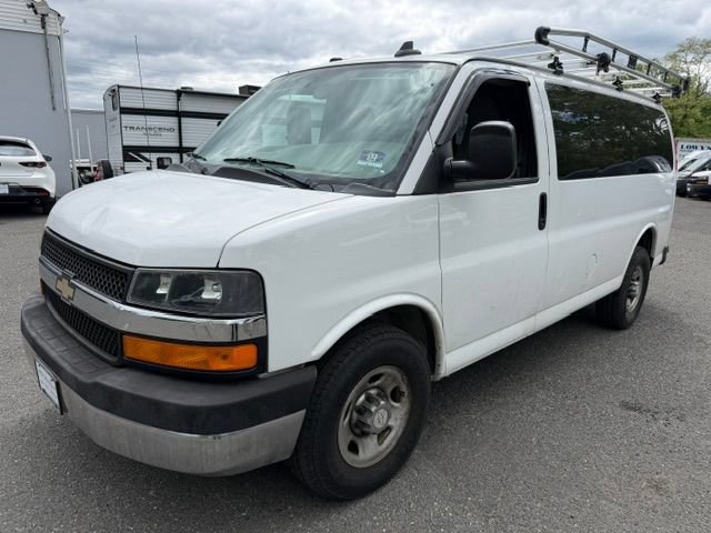 Used 2017 Chevrolet Express 2500 LT w/ LT Preferred Equipment Group RWD image 1