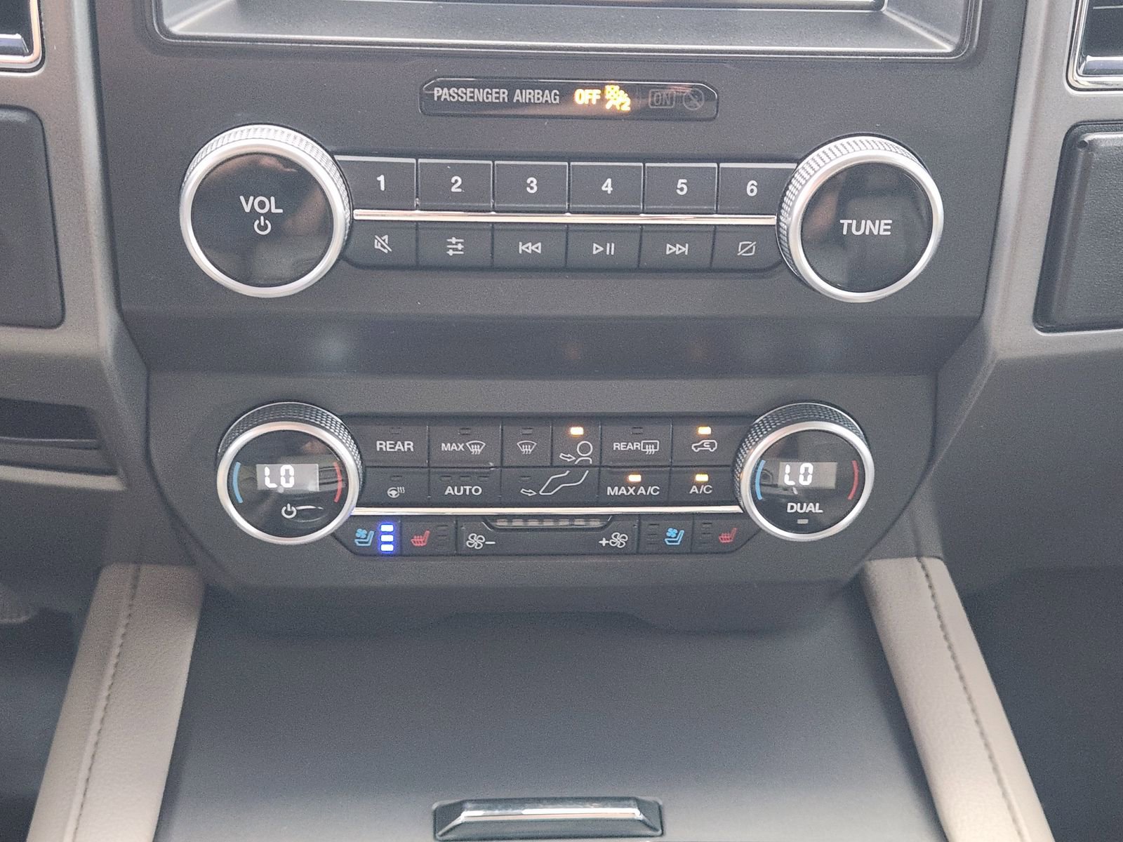 Used 2021 Ford Expedition XLT RWD image 19