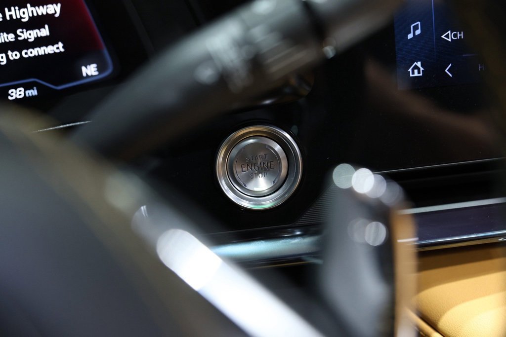 Used 2025 Chevrolet Corvette Z06 w/ Stealth Interior Trim Package image 35