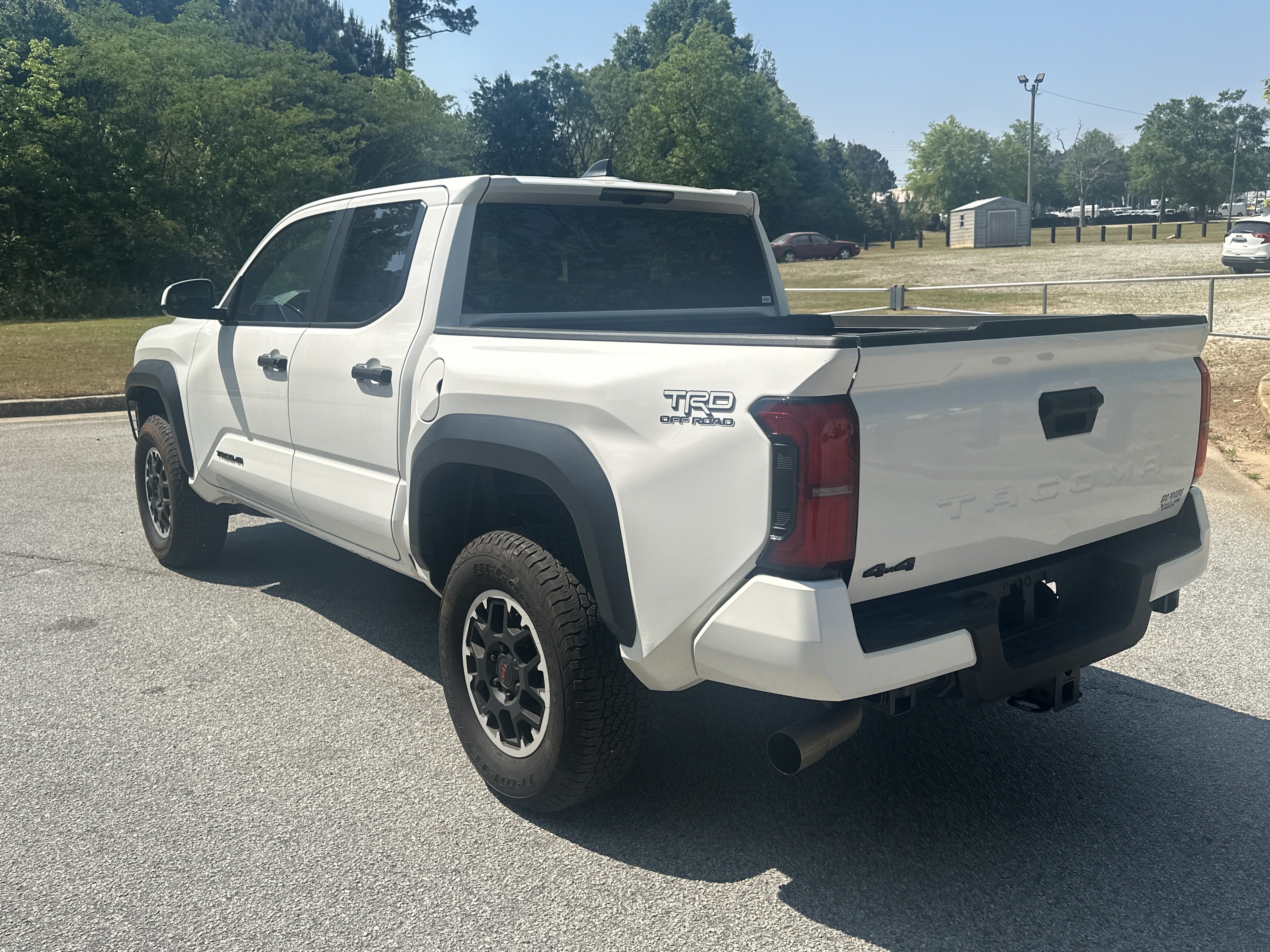 Used 2024 Toyota Tacoma TRD Off-Road AWD/4WD image 7