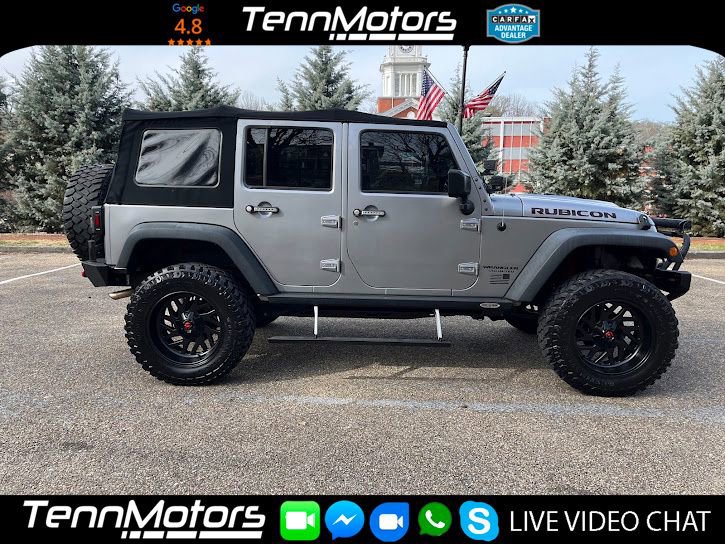 Used 2017 Jeep Wrangler Unlimited Rubicon w/ Connectivity Group image 3