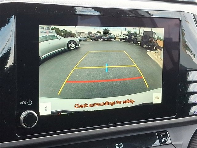 Used 2025 Toyota Camry LE image 17