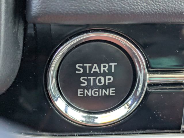 Used 2024 Mitsubishi Outlander SE image 36