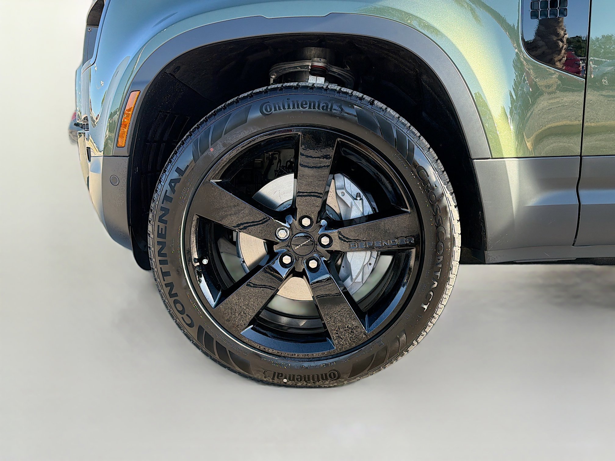 New 2026 Land Rover Defender 130 S AWD/4WD image 39