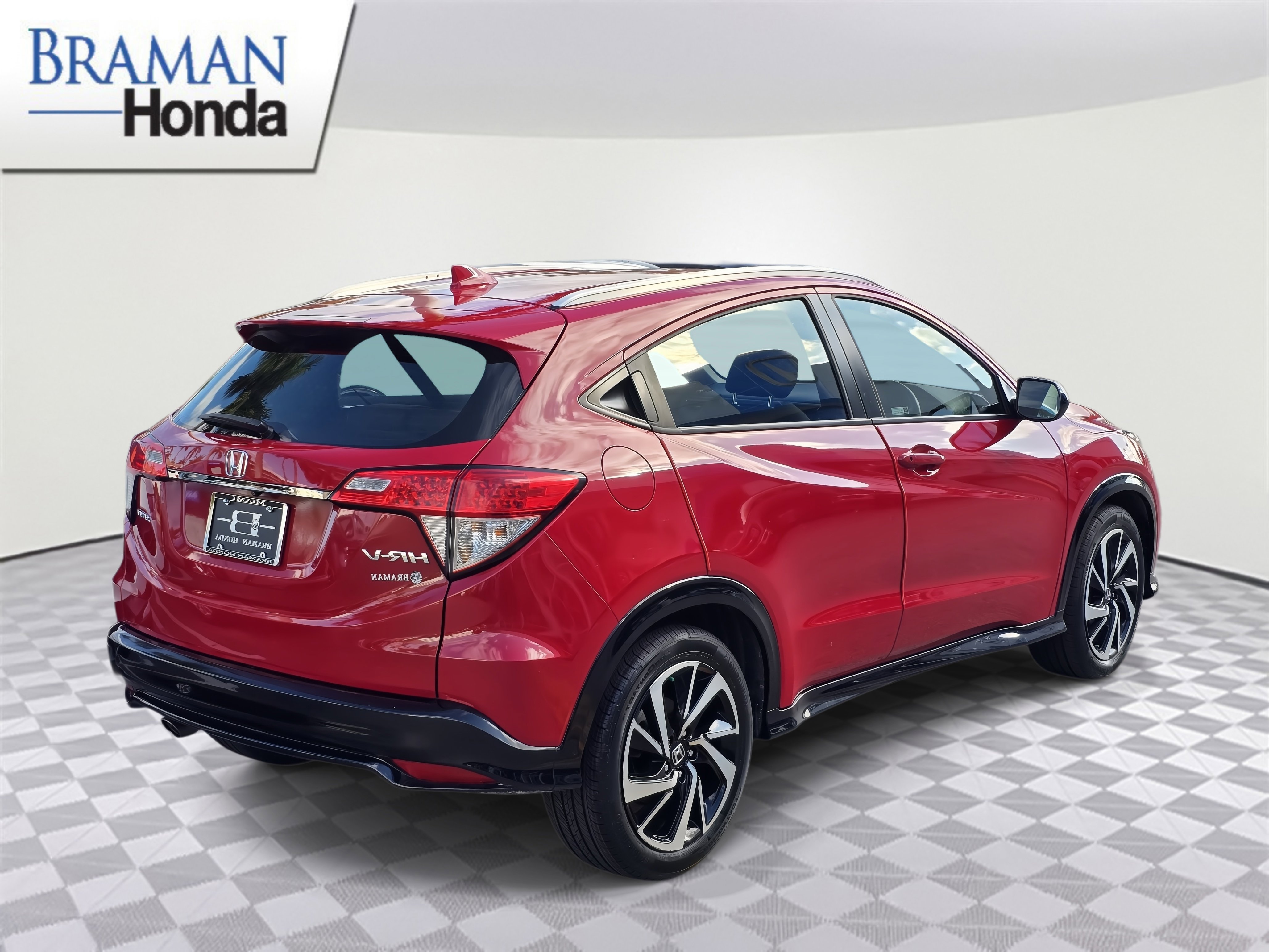 Certified 2019 Honda HR-V Sport image 4