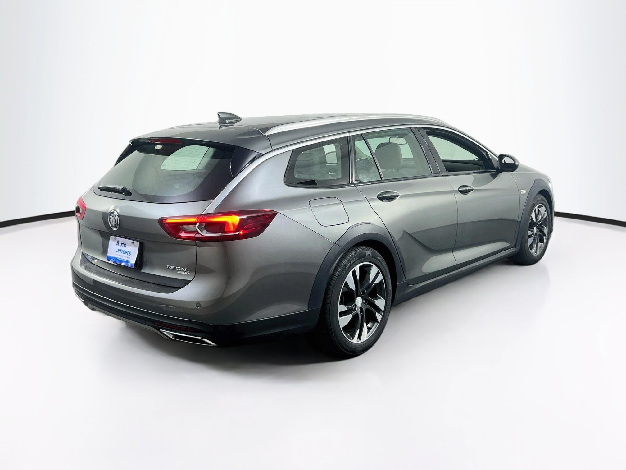 Used 2019 Buick Regal Essence w/ Driver Confidence Package I AWD/4WD image 5
