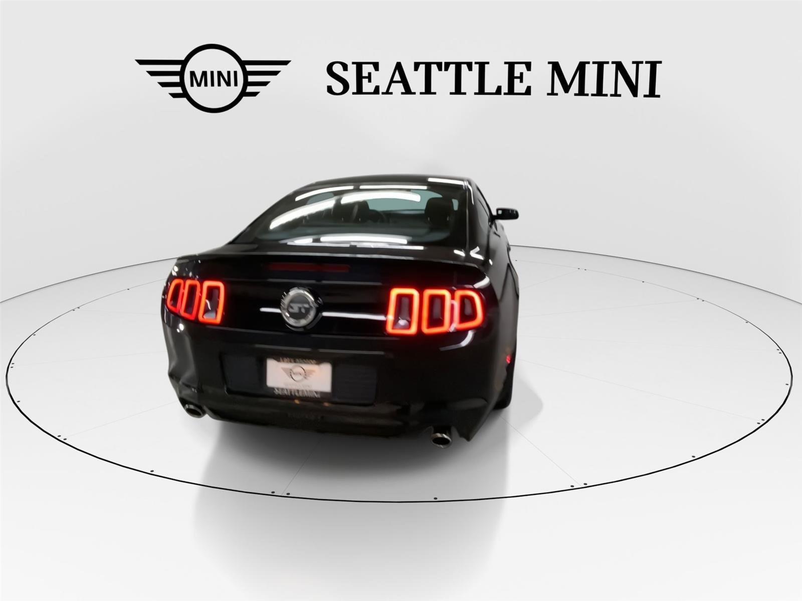 Used 2014 Ford Mustang GT w/ Equipment Group 301A RWD image 10