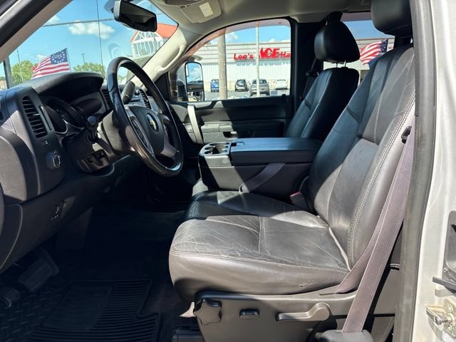 Used 2011 Chevrolet Silverado 3500 LT w/ Interior Plus Package AWD/4WD image 29