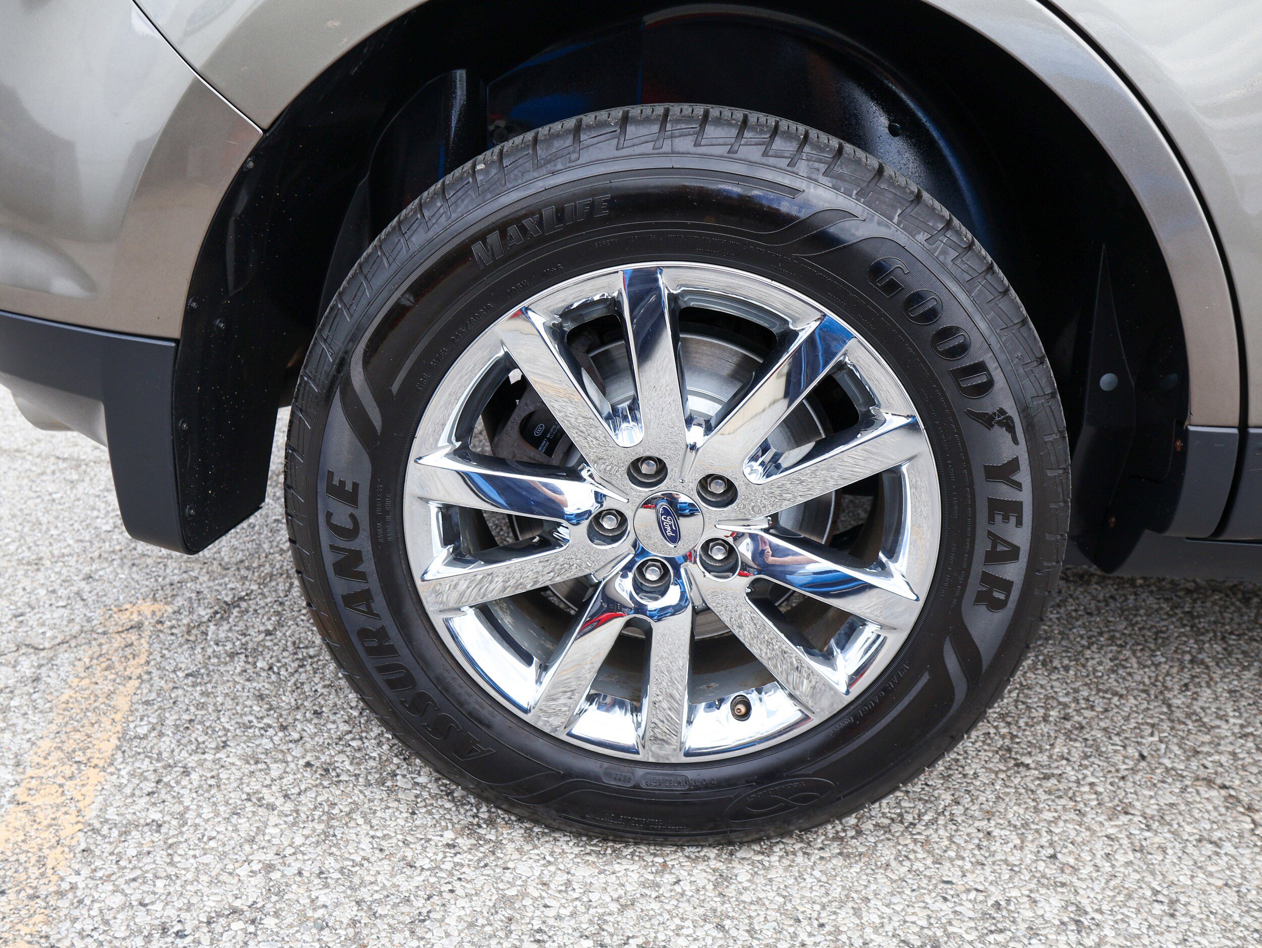 Used 2013 Ford Edge SEL AWD/4WD image 29