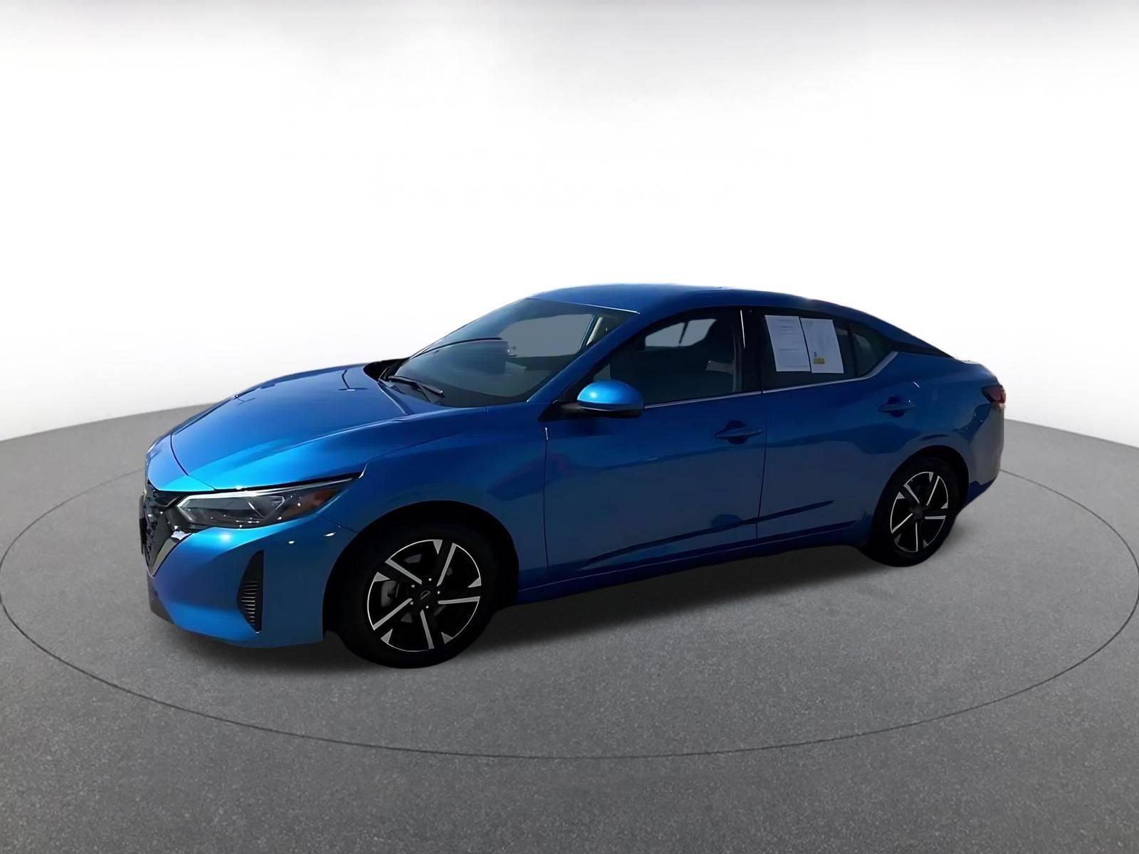 Used 2025 Nissan Sentra SV FWD image 7