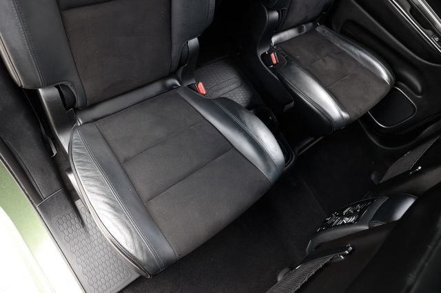Used 2020 Dodge Durango R/T w/ Technology Group RWD image 15